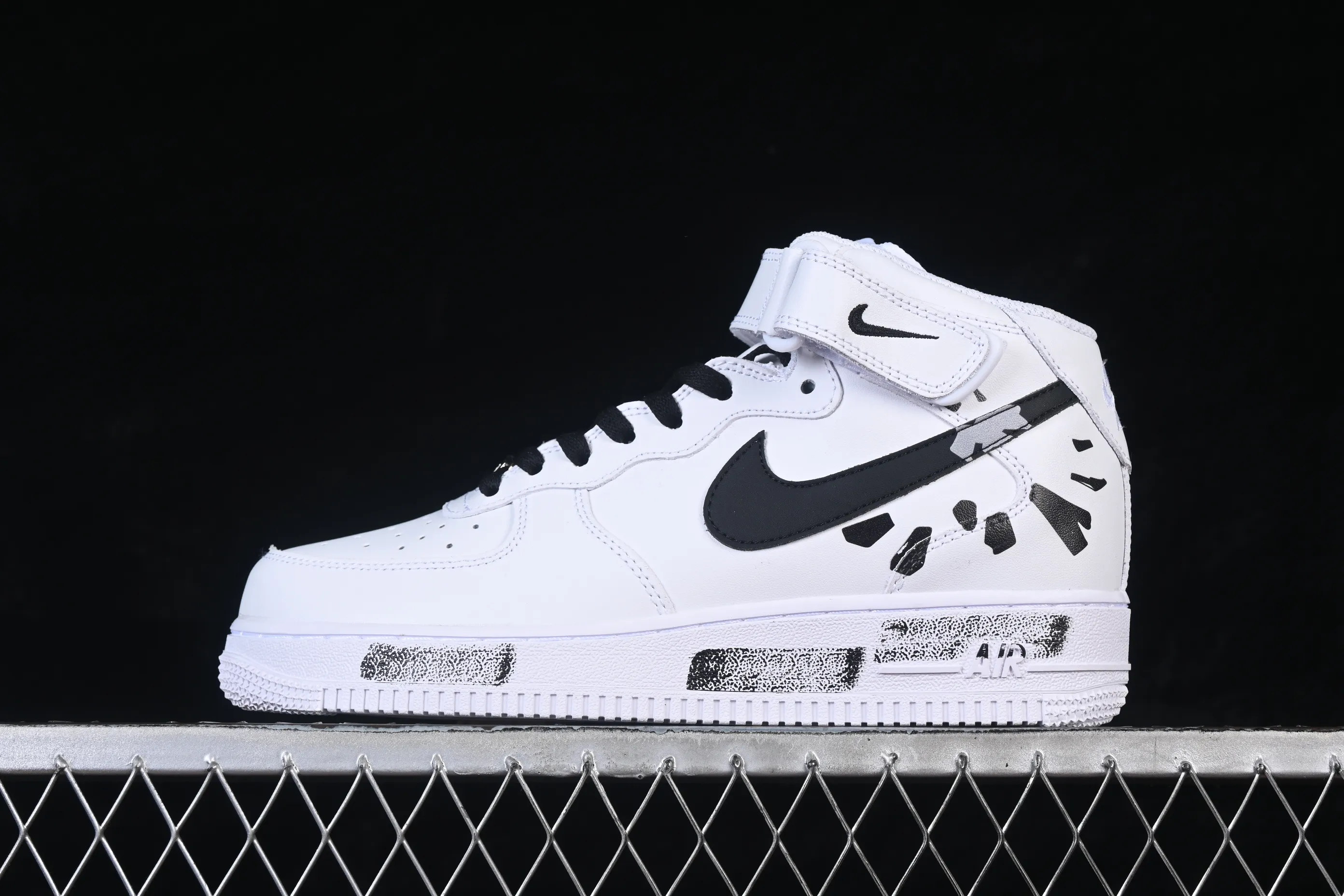 All categories Nk Air Force 1 Air Force series Nk Air Force 1 Mid Air Force mid-top Nike Air Force 1'07 Low splash inkjet Air Force 1 mid-top casual sneakers ZH0316-144